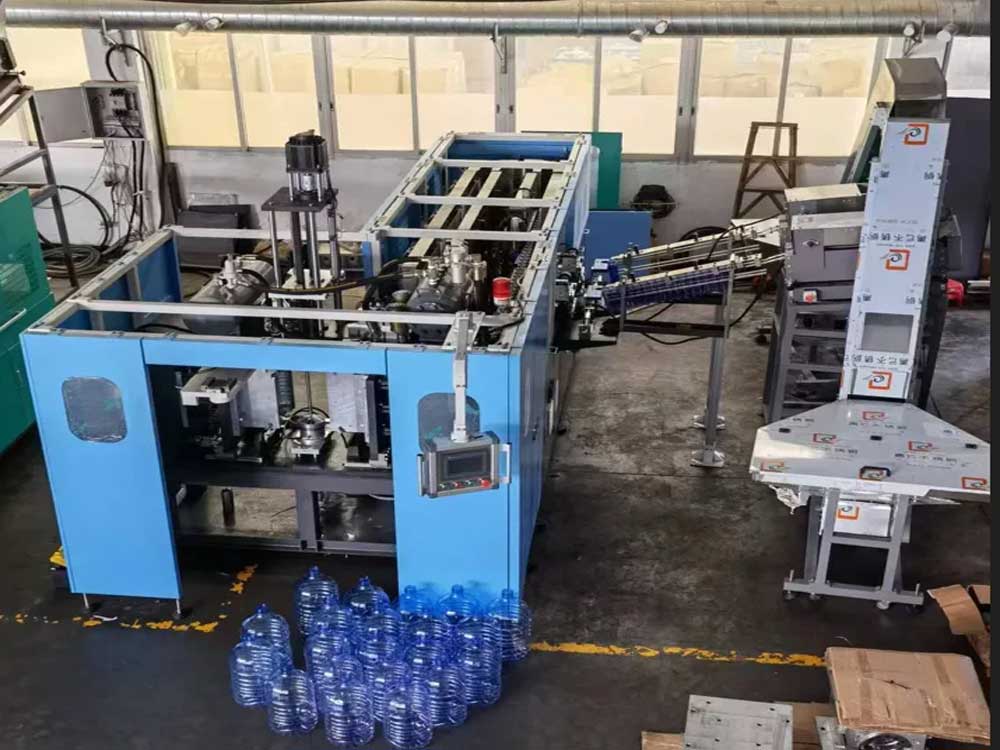 Automatic 5-15 Liters Bottle Blowing Machine
